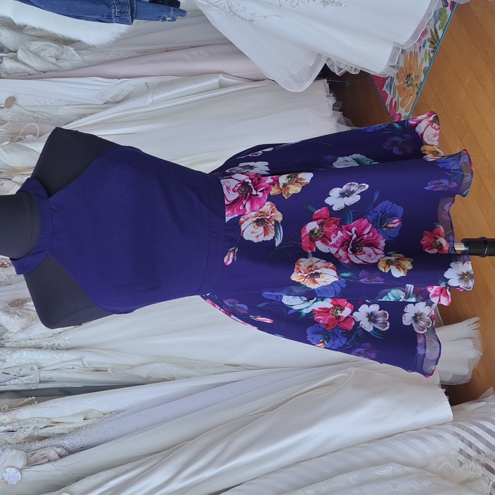 Floral print dress